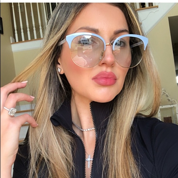 🔥NEW SHOW STOPPER GUCCI SUNGLASSES 🔥 - Picture 1 of 15